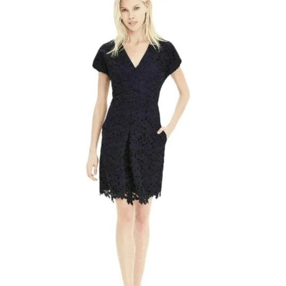 Banana Republic Dresses & Skirts - Banana Republic Navy Blue Crochet Lace Floral Dolman Sleeve Dress